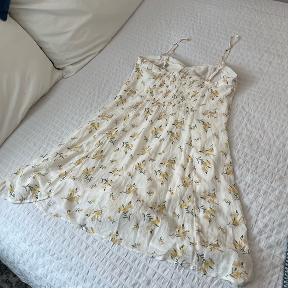 Floral Summer Dress - Picture 4 of 5